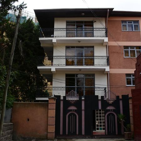 The Hive Guest House Addis Abeba Zewnętrze zdjęcie